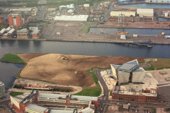 Land art blízko galerie Titanic Belfast